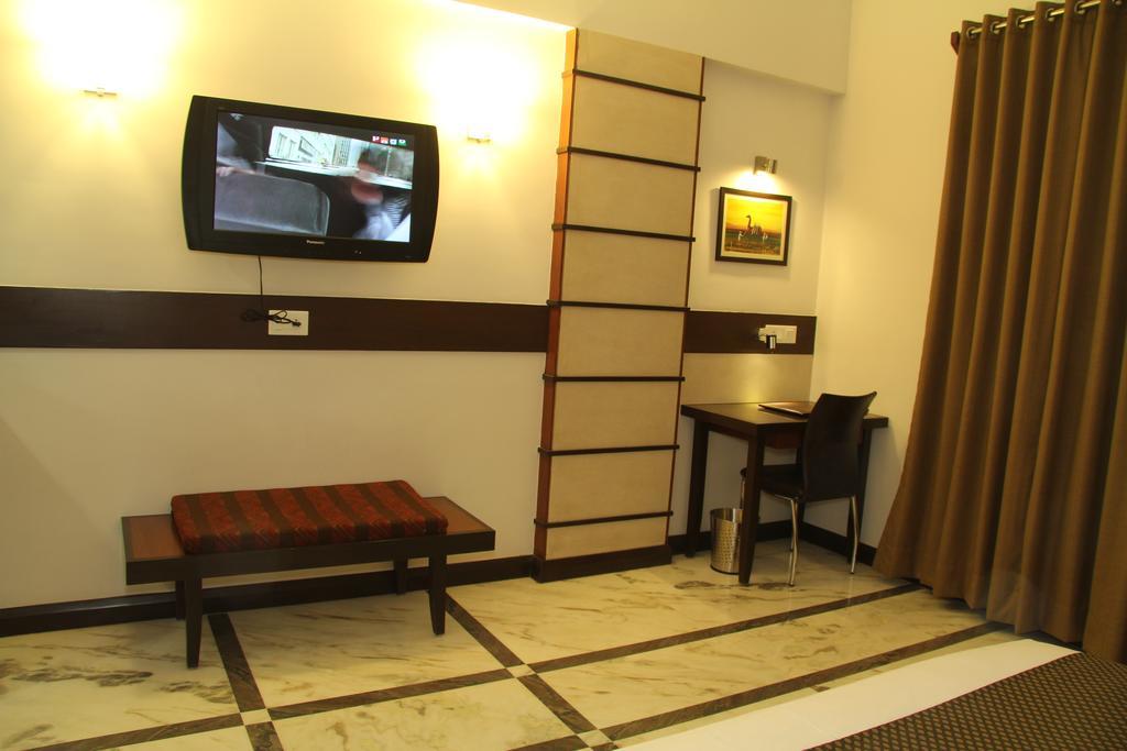 Amantra Comfort Hotel Udaipur Exterior photo
